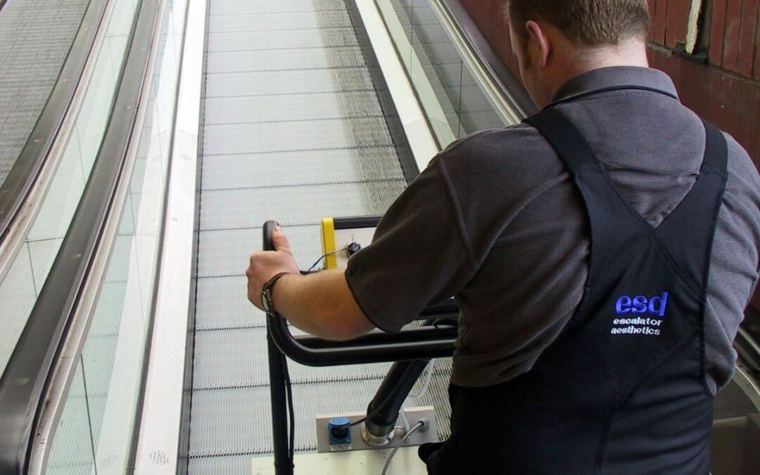 Travelator Step Cleaning