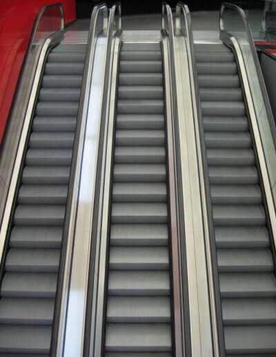 Escalator Step Cleaning