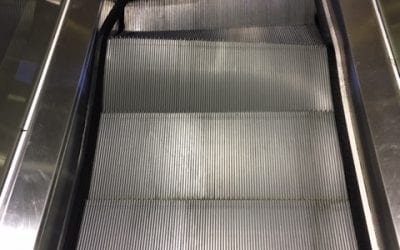 Escalator Step Damage – Sponge/Stick system